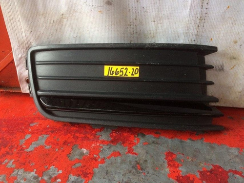 Rejilla De Fascia Derecha Vw Vento Con Detalle 15-17   16652