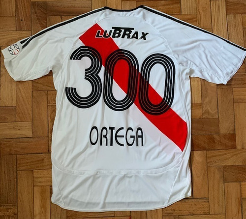 Camiseta River Plate - Homenaje Ortega 300 Partidos