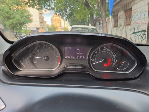 Imagen 11 de 21 de Peugeot 208 Feline 1.6 Pack Cuir 2015 Permuto Financio