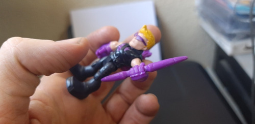 2015 Hasbro Marvel Super Hero Hawkeye Figure 6 Cms (Usado)