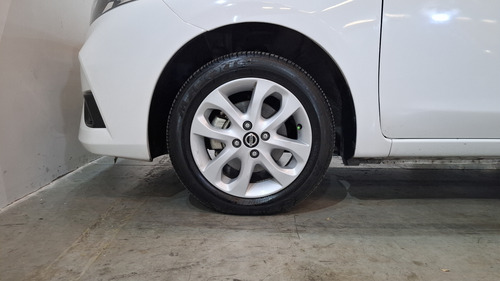 Nissan March 1.6 ADVANCE AUTO