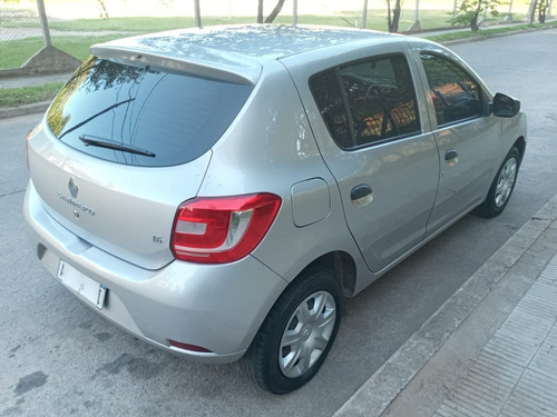 Renault Sandero Autentique 1.6 2017 Pack Full 1era Mano Jub