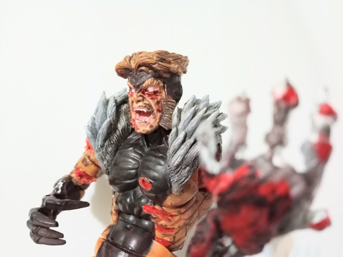 Figura Personalizada Sabretooth Custom Leonid Marvel Zombies