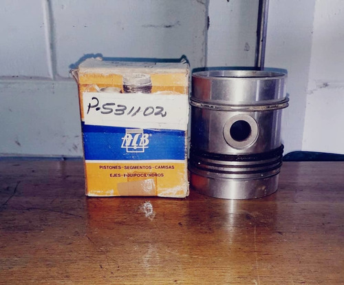 Piston Perkins 4-236