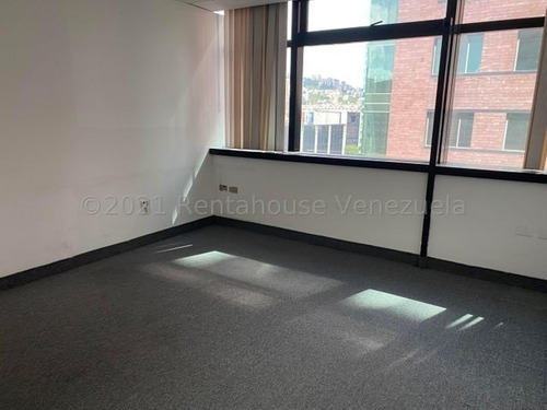 Imagen 8 de 11 de Rf Oficina En Alquiler En El Rosal Semiremodelada Para Que La Adaptes A Tu Necesidad Ideal Para Empresas Grandes Mls #22-15978 Isabel Fragozo Rent A House