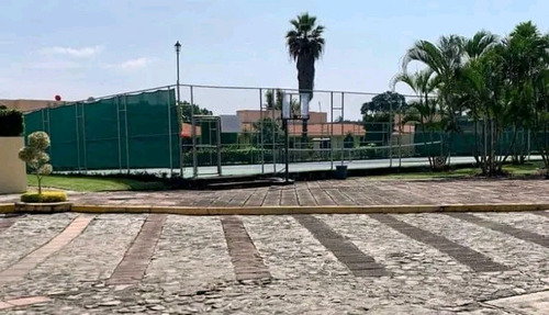 Comoda Casa Un Nivel Conjunto Horizontal Cerca Camino Real S