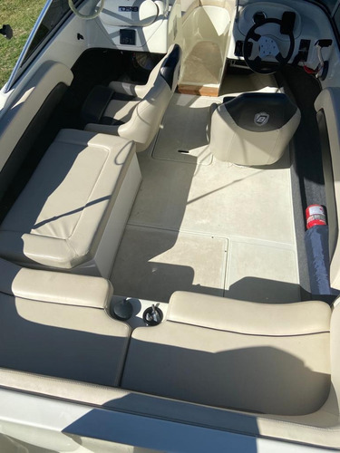 Bermuda Sport 180 Evinrude G2 150 No Eclipse Klase A Classer