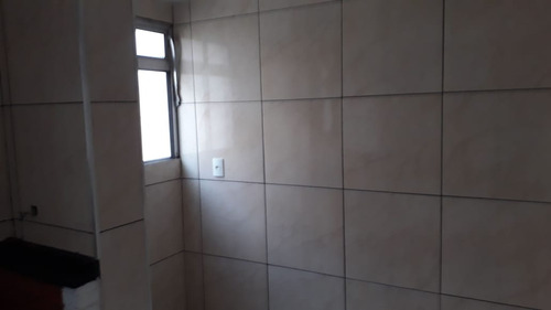 Alugo Apartamento Teotônio $1000 Reais Com Garagem Fechada