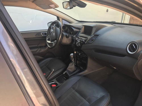 Ford Fiesta Kinetic Design 1.6 Titanium 120cv 2014