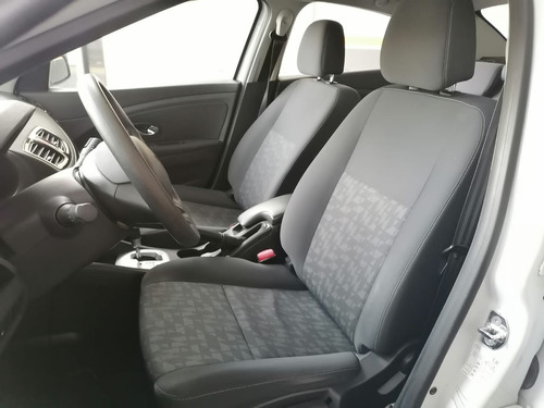 Imagen 14 de 15 de Renault Fluence Expression Cvt 2017