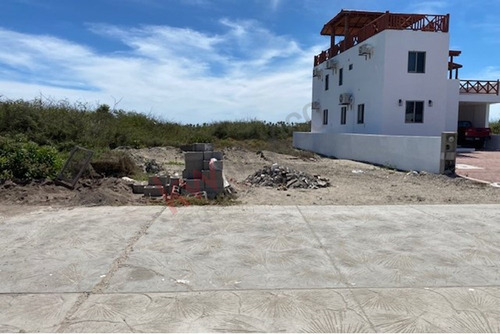 Excelente Terreno En Venta Altata, Navolato Con Una Superficie De 270.83 M2, No Dejes Pasar Est...