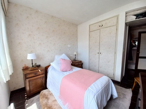 Imagen 10 de 13 de Oportunidad En Venta En Primera Linea Al Mar. Reciclado. Un Dormitorio Y Medio. - Punta Del Este Brava