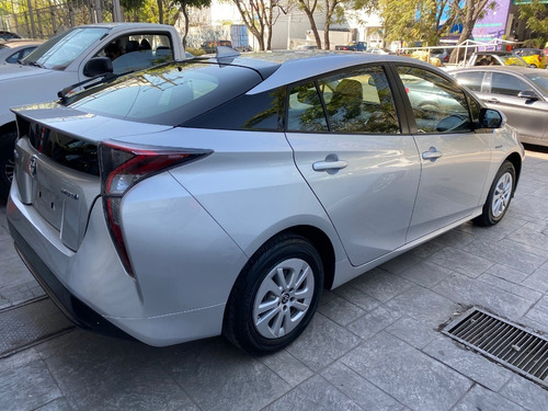 Toyota Prius Premium Modelo 2017