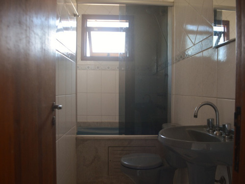 Imagem 11 de 27 de Casa - 619 - 32135079