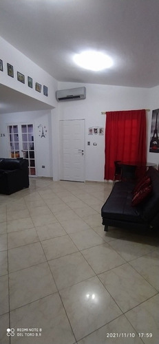 Imagen 3 de 14 de Casa En Venta En Araguama Country, Maracay