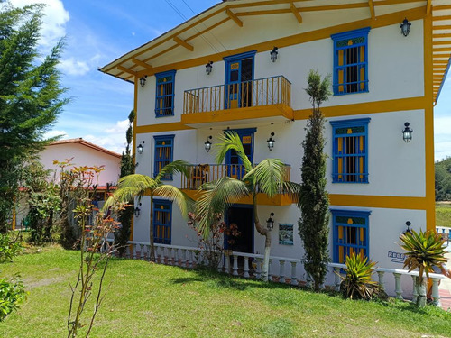 Hotel En Venta En Guatapé Vereda El Roble. Cod 9884