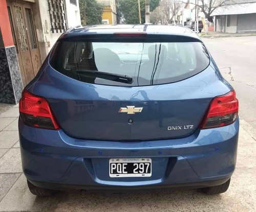 Imagen 7 de 15 de Chevrolet Onix 1.4 Ltz Mt 98cv 2016