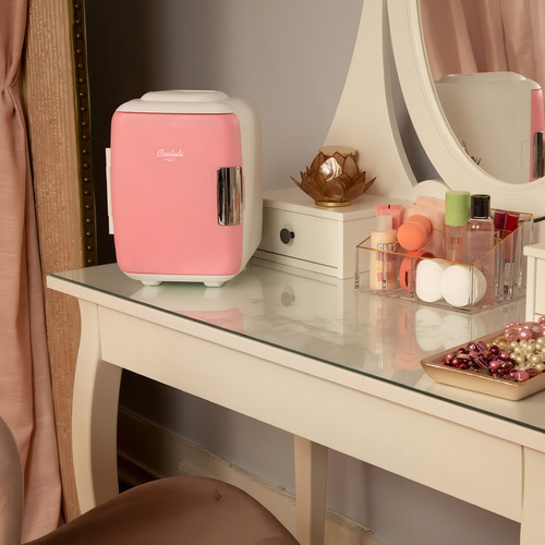 Mini Refrigerador Portátil Cooluli 4 L Enfría/calienta Rosa Color Rosa Chicle