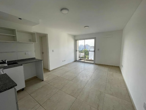 Imagen 7 de 8 de Departamento En Venta, Moron Sur. 2 Ambientes Oportunidad!