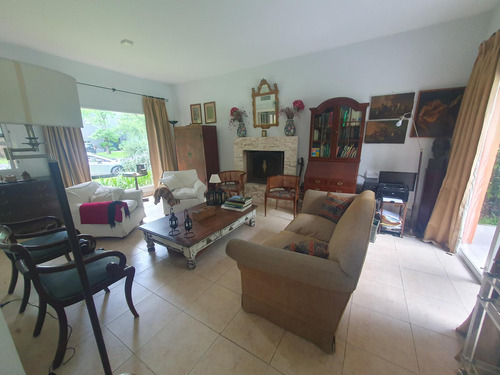 Casa En Venta 4 Dormitorios En Barrio Senderos 2, Pilar