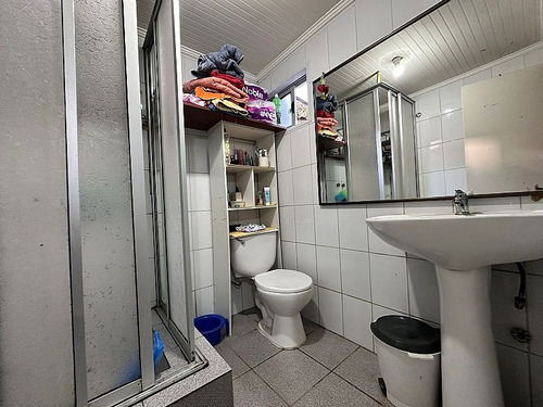 Acogedora Casa De 2d+1b+est De Gran Ubicación En Puente Alto