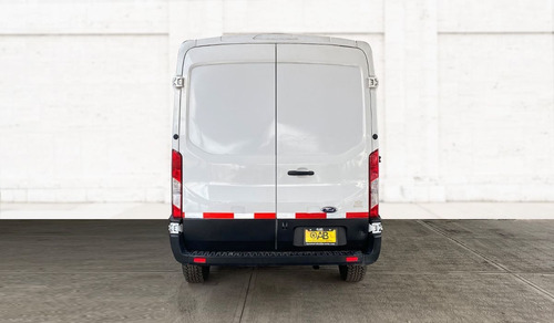 Imagen 6 de 11 de Ford Transit 2016 3.7 Gasolina Van At