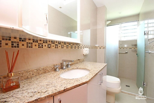Imagem 10 de 17 de Apartamento À Venda No Bairro Santa Cecília - Porto Alegre/rs - O-26351-43237