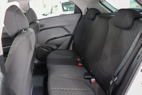 Imagem 13 de 14 de Hyundai Hb20 1.0 Comfort Plus 12v