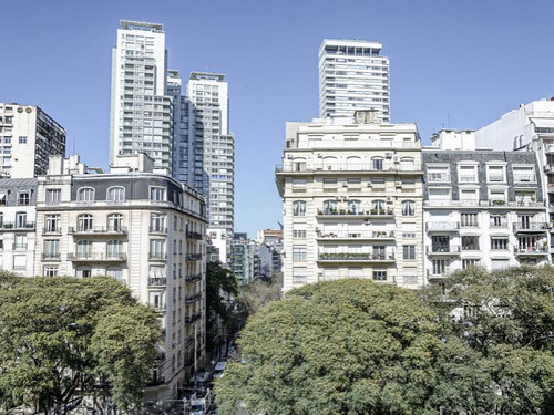 Libertador Y Salguero Con Balcones En Esquina. Alto. Vista Verde. Luz Y Sol . 6 Ambientes.