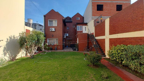 Venta Casa 4 Amb Cocher Jardin Parrilla Avellaneda