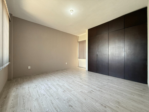Casa En Venta En Fraccionamiento Las Palmas, Medellín