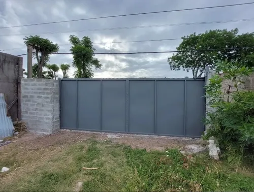 comprar Alquiler Depósito 80 M2  Con Gran Terreno