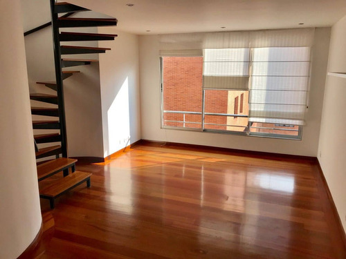 Apartamento En Chico Virrey Para Arriendo