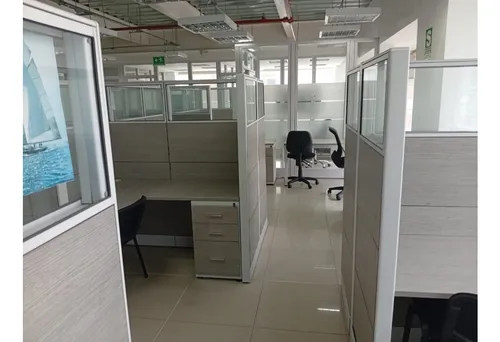 Oficina Amoblada En Arriendo, La Castellana