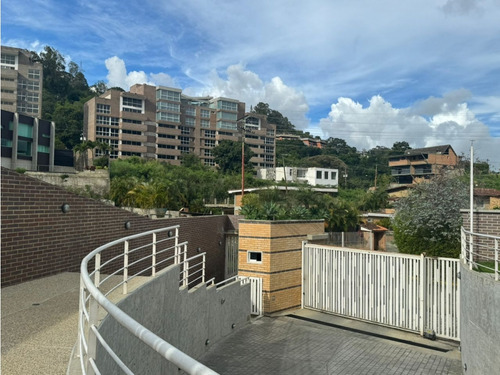 En Venta Apartamento De 113 Mts2 + 27.5 Mts2 De Terraza