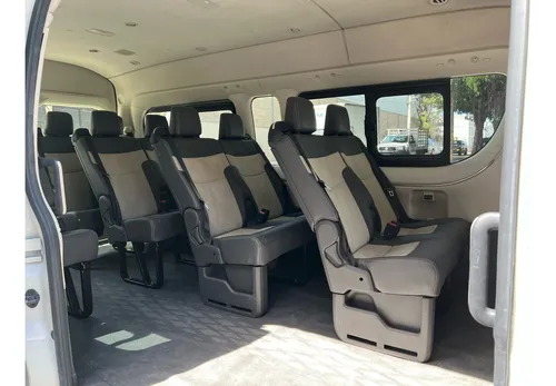 Toyota Hiace 2.7 Bus 15 Pas Mt