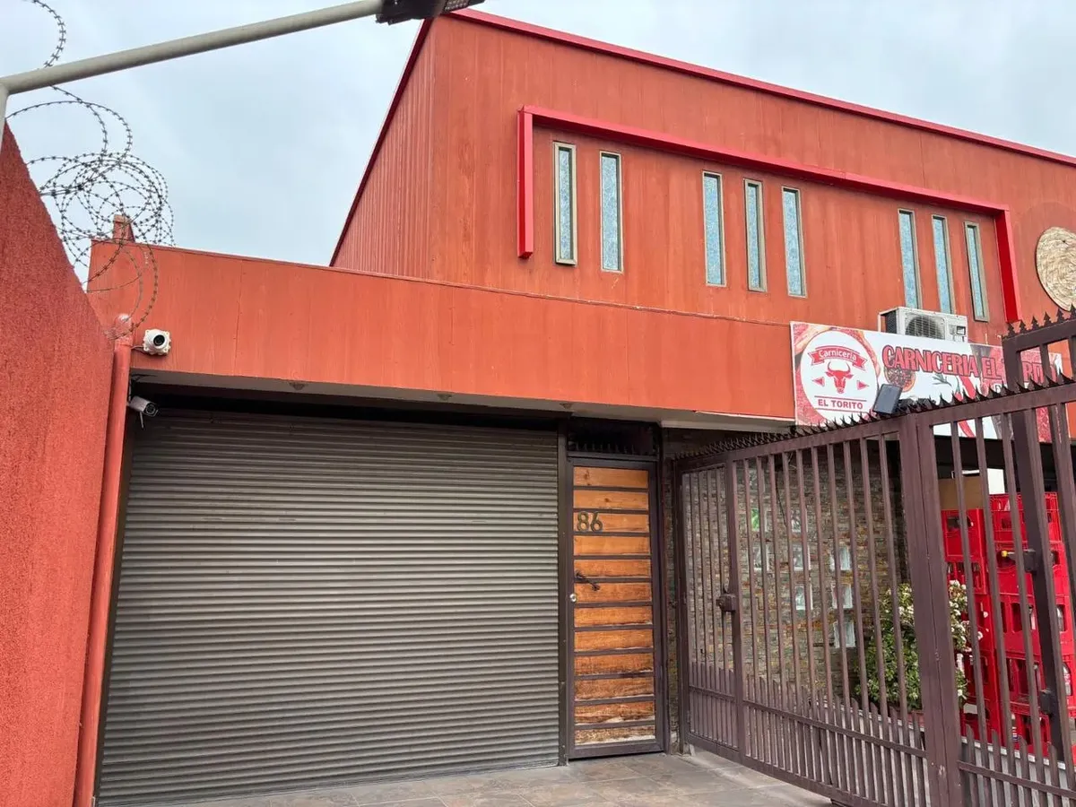 Imagen 1 de 17 de El Arriendo De Los Locales Paga Su Dividendo