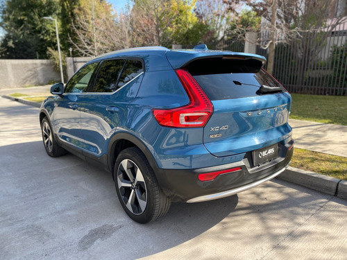 Volvo XC40 B4 Plus 2.0