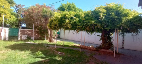 Casa En Alquiler En Los Hornos
