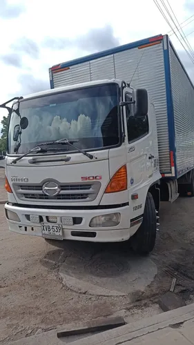 Hermoso Camion Hino Gd 2012 Furgon Unico Dueño