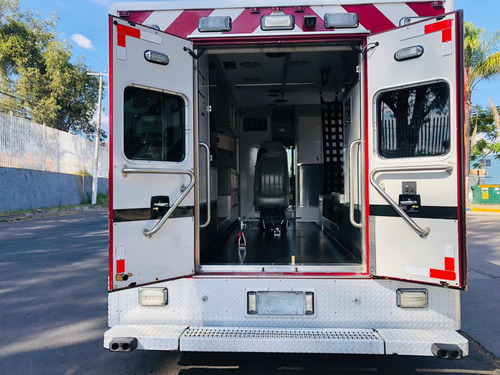 Imagen 13 de 15 de Freightliner 2009 Ambulancia T9 Diesel