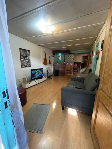 ¡tu Hogar En Estación Central, Amplia Y Luminosa!