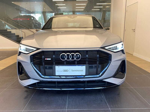 Audi E-tron Sportback Perfomace Black