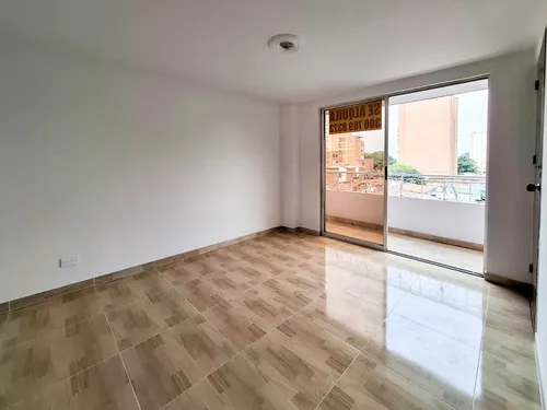 Apartamento Para Arriendo Libre De Servicios En Laureles