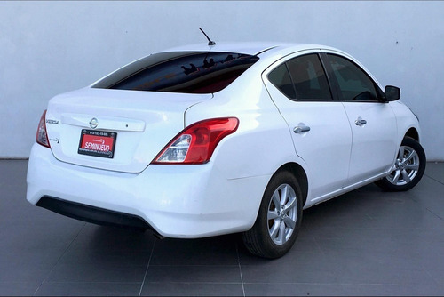 Imagen 2 de 12 de Versa Sense Tm 2019, Motor 1.6l