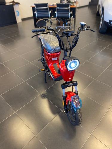 Imagen 8 de 22 de Bicicleta Eléctrica Yadea Modelo Yuki Motos Eléctricas