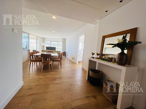 Venta : Apartamento 2 Dormitorios Torre Trump Playa Brava Punta Del Este