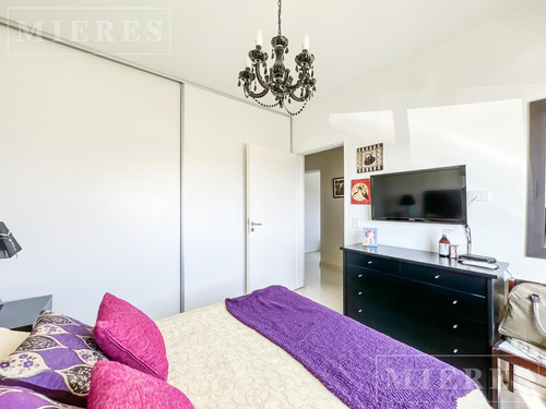 Casa En Venta Sobre Lote Interno En San Sebastián Área 12