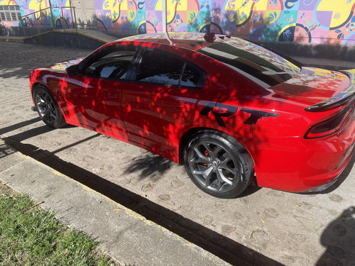 Dodge Charger 5.7 R-t Mt