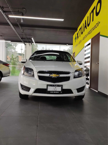 Imagen 2 de 11 de Chevrolet Aveo 2018 1.6 Ls Mt